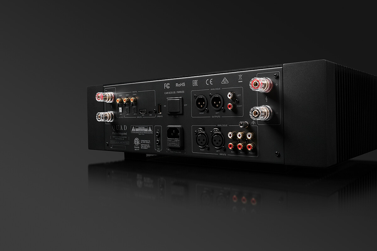 Quad Platina Integrated
Vollverstärker rückseite