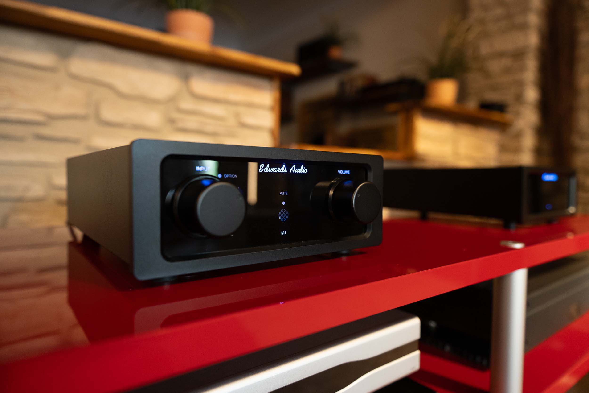 Edwards Audio IA7