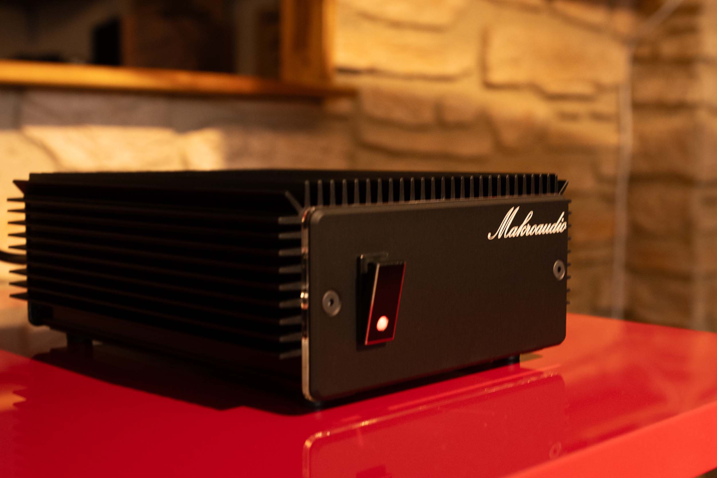 Makroaudio Little Big Power